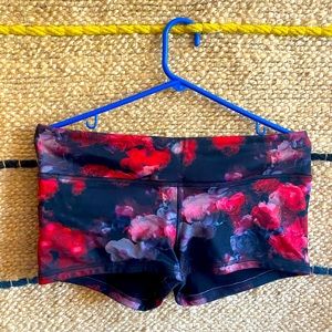 Mid Rise Monarch Shorts by Fleo 2.5” (M)